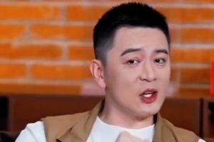 杨鸣表示：教练职业风险高，若多名运动员集体输球，教练可能面临下课危机