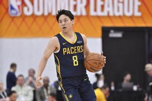 攻防转换显神威！河村勇辉如何以精妙布局锁定快船胜局
