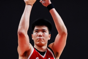 媒体人分析：焦泊乔无缘最终阵容 王浩然下半场重拾状态