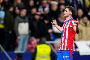 上次与格子接触补偿达1500万欧!阿斯报:马竞对FIFA投诉巴萨接触小蜘蛛