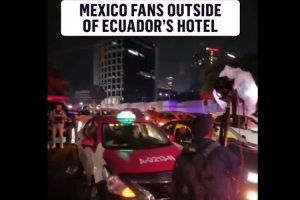 墨西哥球迷在厄瓜多尔入住酒店周边彻夜吹响喇叭以干扰对手