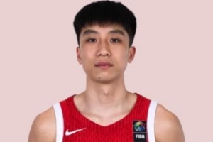 石洺豪进攻出色，张淳智独占上双荣耀