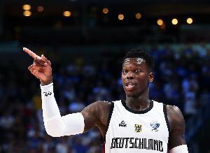 FIBA神将回归！施罗德斩获20分9助攻，德国以92-86击败以色列