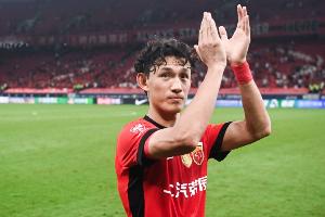 狂飙！王燊超率海港客场逆袭，3-2力克铜梁龙，决战三镇在即