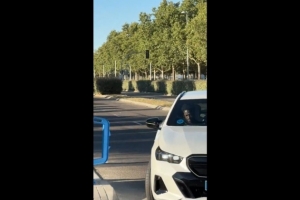维尼修斯再创纪录！关键数据领跑全场，续约谈判重启