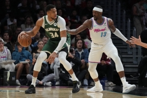 A·史密斯：热火获字母哥加盟后 将跃升为东部前三强队