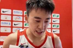 王俊杰表示,长沙热身赛结束后状态稍显低落,与郭导深夜交谈后重拾精神