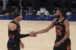 杰伊·赖特谈布里奇斯：大一时期体态消瘦，训练中惨遭哈特强势击败