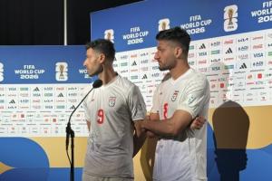 FIFA员工多次欲结束采访,伊朗球员却希望继续谈话