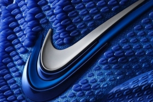 凯特琳·克拉克首度推出个人签名鞋Nike Caitlin 1,终于亮相!