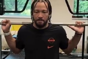 FMVP备战!布伦森社交媒体分享力量训练片段:一切努力都值得