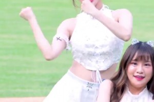 甜度超标，甜美可爱的中场舞 这一段我反复观看