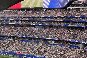FIFA公布：前6场比赛上座人数仅比球场容量少1574人，球场存在大量空座