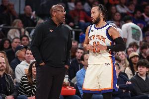 吉诺比利祝贺:纽约尼克斯荣获NBA总决赛冠军