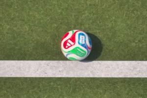 本田圭佑评价突尼斯门将的极限扑救:仅差1毫米