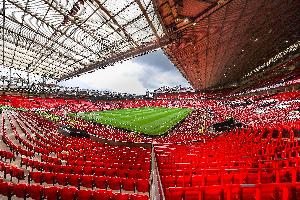 The Athletic报道：曼联通过融资增加1.25亿美元长期债务