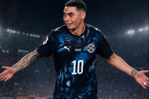 伊布怒斥FIFA新规：此举非足球而是马戏团，竟连话都不能说？