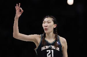 顶住压力！韩旭逆境爆发展现顽强意志