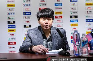 鲁媒报道：山东男篮当前重点为备战及洽谈内外援引进