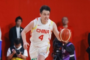 赵继伟表示：针对霍金森，我们已经尽了我们所能，但确实无法阻止他