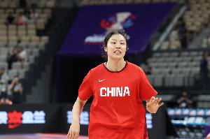 前国手张茹宣布回归河南女篮打球