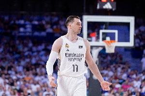 狂飙！海佐尼亚球衣号码大逆袭，33号传奇回归！