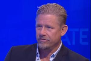 舒梅切尔表示:梅西的首个进球应被判无效,麦卡利斯特进攻时犯规