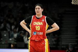 全网热议！张子宇独得24分，中国女篮险胜尼日利亚引发球迷沸腾