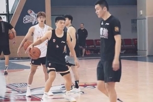 福建男篮夏季训练正进行！聚焦当下，持续精进！