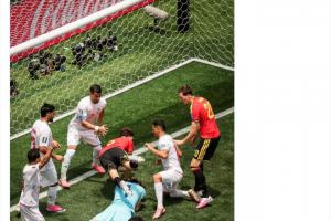 伊朗议长分享贝兰万德扑救瞬间，附言：如此便是保卫疆土之道