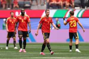 震惊!FIFA第十届比利时世界杯两场均平局,5亿强阵两场射进38球却仅入1球
