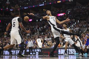 今年NBA季后赛中,马刺队22岁及以下球员总计得分达1325分,创下历史新纪录